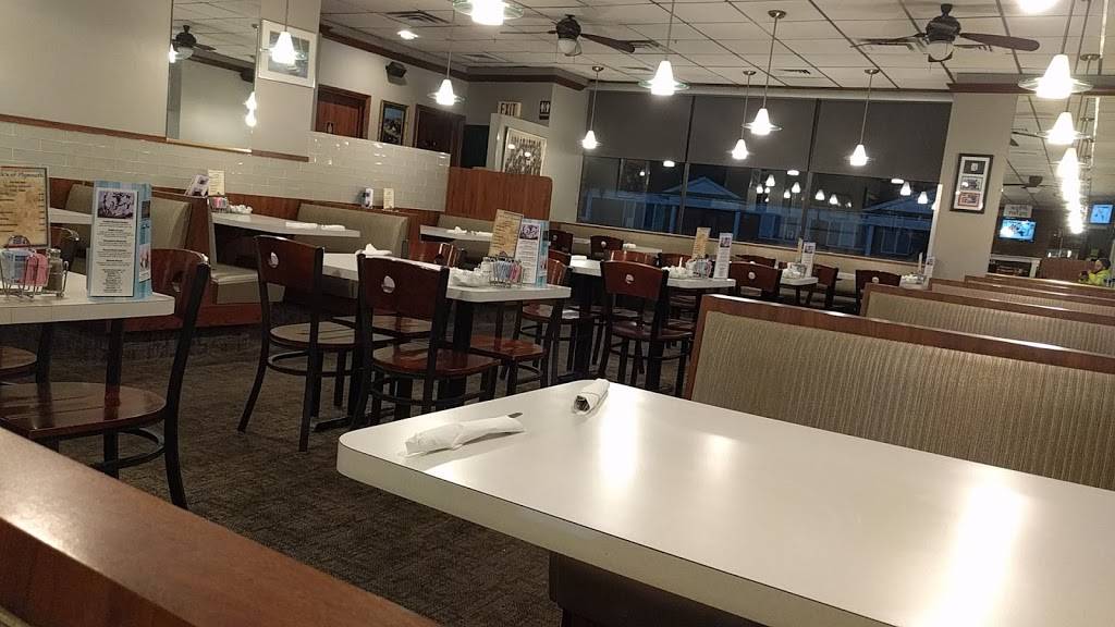 Zacks of Plymouth | restaurant | 9468 S Main St, Plymouth, MI 48170, USA | 7344592066 OR +1 734-459-2066