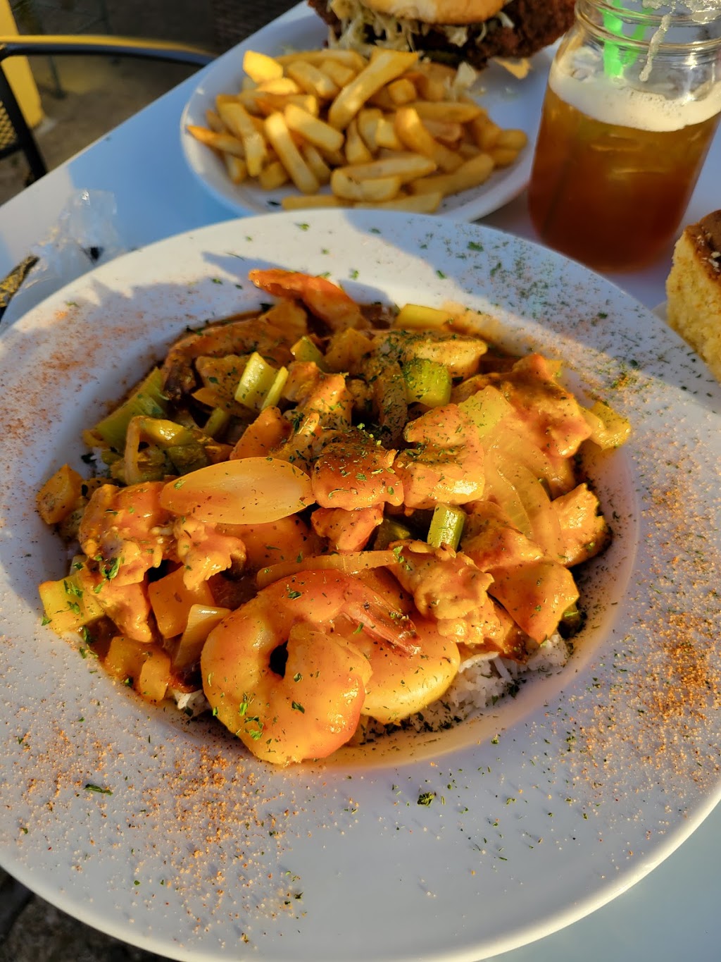 Savoys Southern Soul | restaurant | 445 W Weber Ave, Stockton, CA 95203, USA | 2092277468 OR +1 209-227-7468