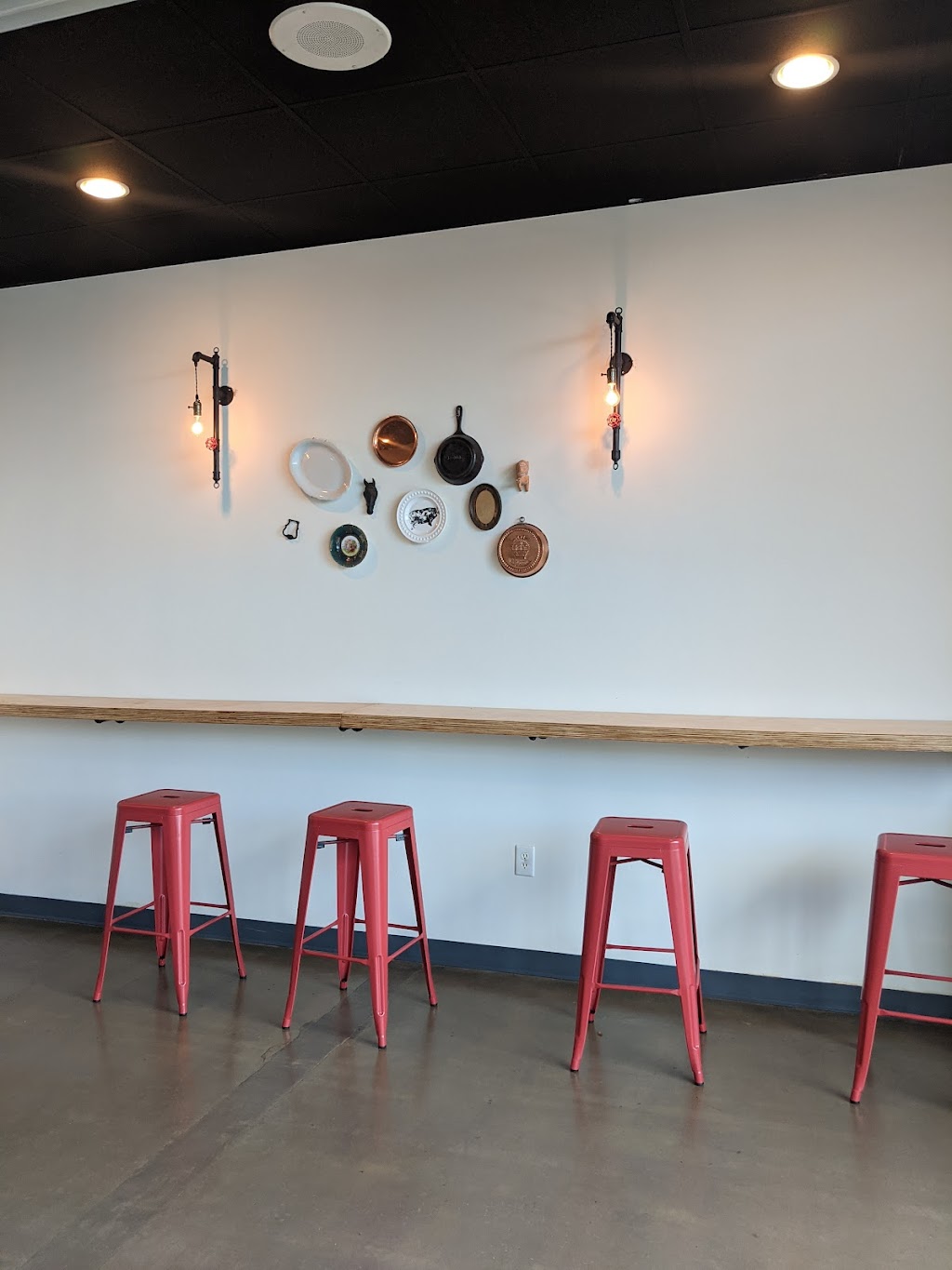 Grill 102 | restaurant | 1100 SE 14th St Suite 10, Bentonville, AR 72712, USA | 4795537130 OR +1 479-553-7130