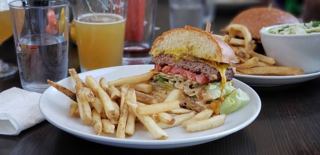 Yellow Belly | restaurant | 2611 De La Vina St, Santa Barbara, CA 93105, USA | 8057705694 OR +1 805-770-5694