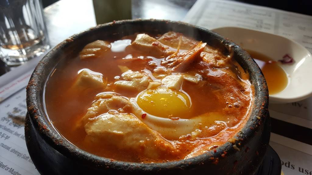 Tofu House | restaurant | 88 Godwin Ave # 3, Ridgewood, NJ 07450, USA | 2012517734 OR +1 201-251-7734