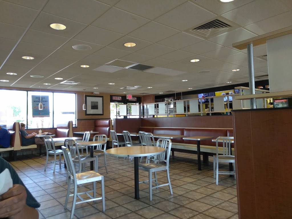 McDonalds | cafe | 8849 N 7th St, Phoenix, AZ 85020, USA | 6029976518 OR +1 602-997-6518
