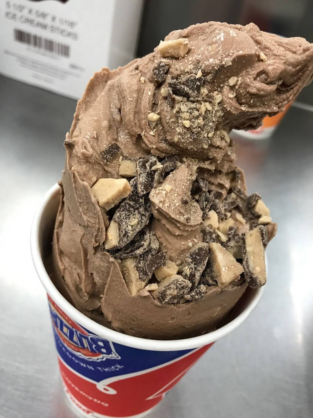 Roadside Ice Cream and Diner | restaurant | 1160 Menomonie St, Eau Claire, WI 54703, USA | 7158349323 OR +1 715-834-9323