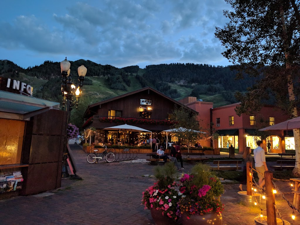 Rynos | restaurant | 305 Gold Rivers Ct, Basalt, CO 81621, USA | 9702795174 OR +1 970-279-5174