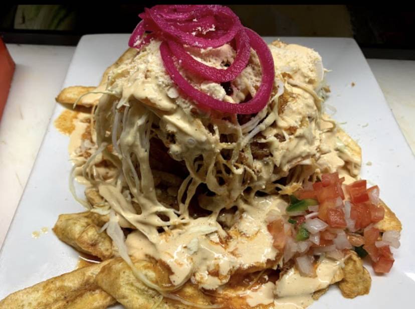 Las Catrachitas | restaurant | 2303 Huntington Ave, Alexandria, VA 22303, USA | 7034179611 OR +1 703-417-9611