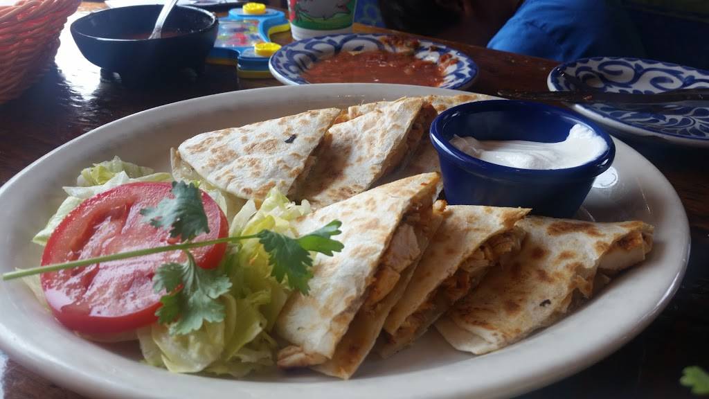 Casa Blanca | restaurant | 10 Main St, Andover, MA 01810, USA | 9782894165 OR +1 978-289-4165