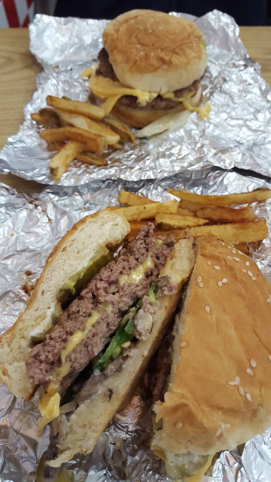 Five Guys | meal takeaway | 250 N Plainfield Rd, West Lebanon, NH 03784, USA | 6037908076 OR +1 603-790-8076