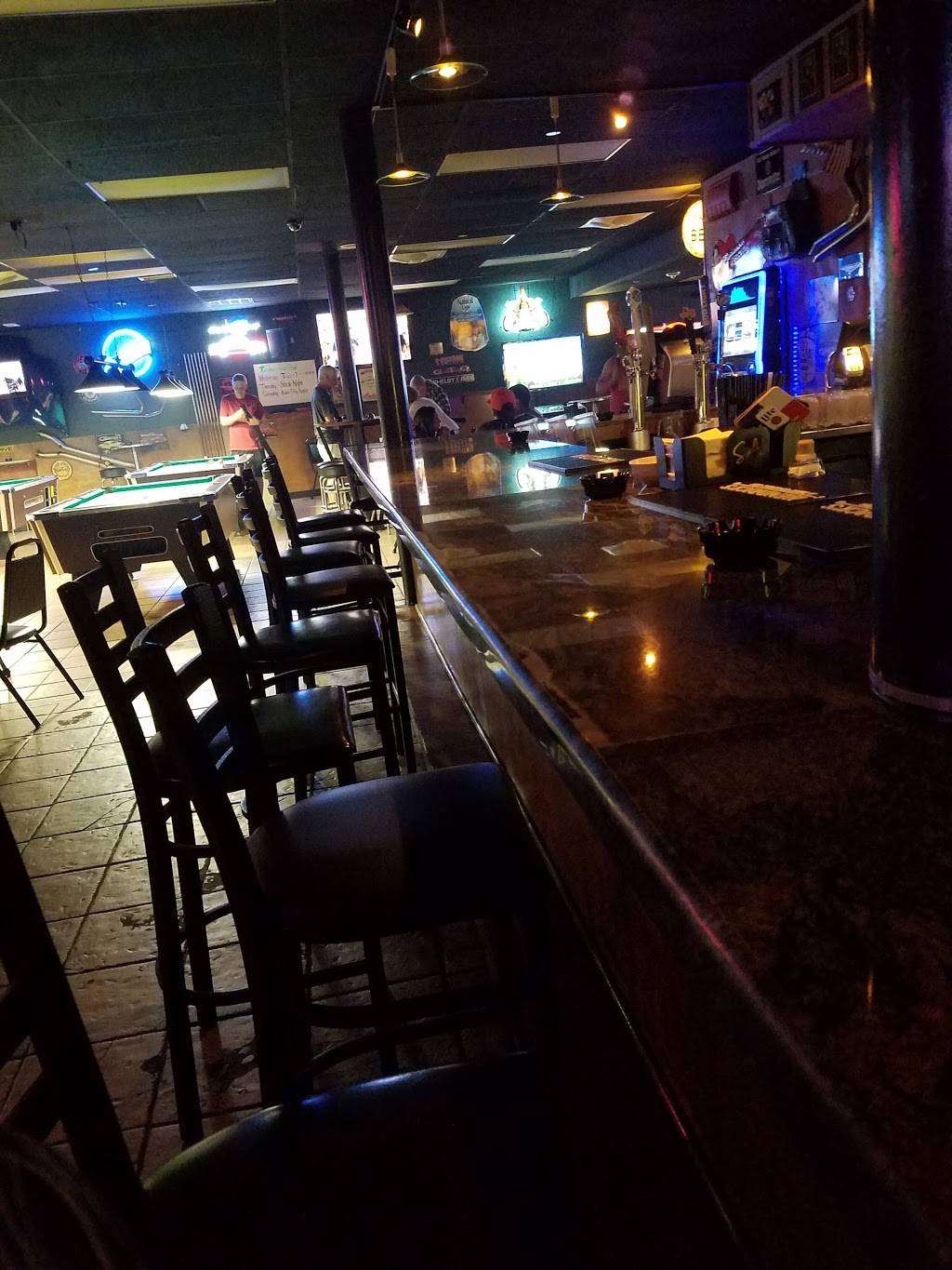 Gearheads Grub & Pub | restaurant | 5145 Farm to Market 1960 Rd W, Houston, TX 77069, USA | 2818808797 OR +1 281-880-8797