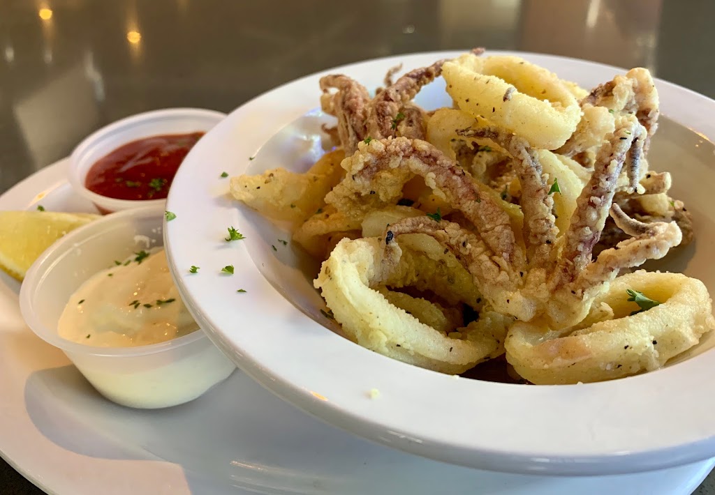 Lakewood Fish & Seafood House | restaurant | 4801 N Hills Blvd, North Little Rock, AR 72116, USA | 5017584299 OR +1 501-758-4299