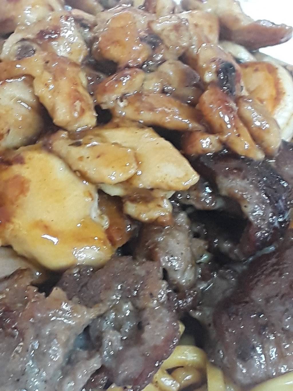 Little Tokyo | restaurant | 7700 W Arrowhead Towne Center, Glendale, AZ 85308, USA | 6237732888 OR +1 623-773-2888