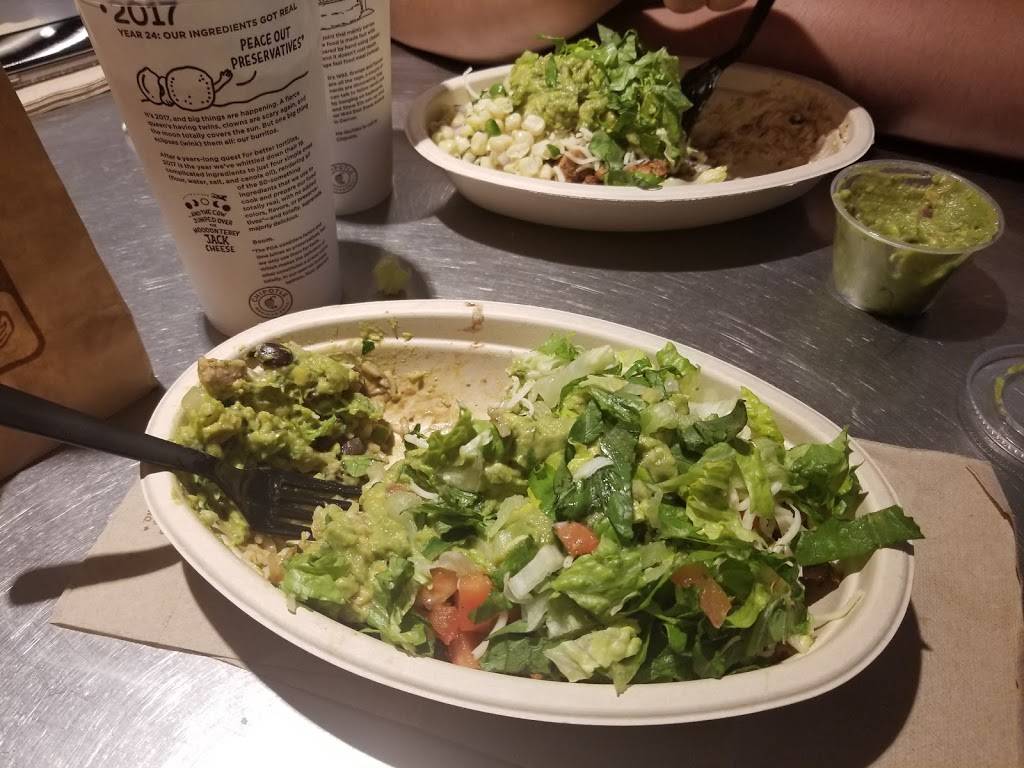 Chipotle Mexican Grill | restaurant | 1495 East Ridge Road, Rochester, NY 14621, USA | 5855442346 OR +1 585-544-2346