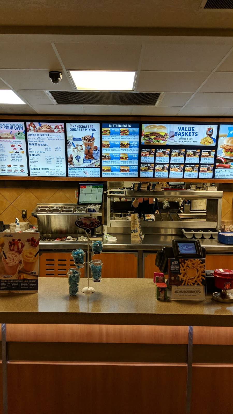 Culvers | restaurant | 1425 W Washington Center Rd, Fort Wayne, IN 46825, USA | 2604512002 OR +1 260-451-2002