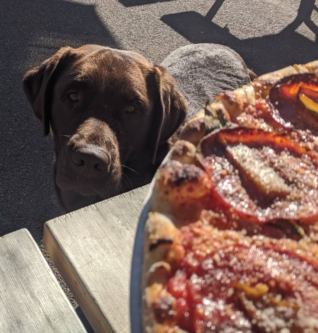 Folinos Wood Fired Pizza | restaurant | 71 S Union St Unit 1, Burlington, VT 05401, USA | 8024483110 OR +1 802-448-3110