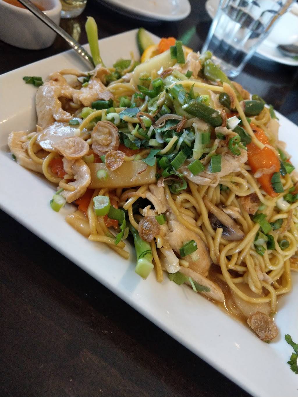 Thai Garden Restaurant-Lounge | restaurant | 2735 Harrison Ave NW, Olympia, WA 98502, USA | 3609436292 OR +1 360-943-6292