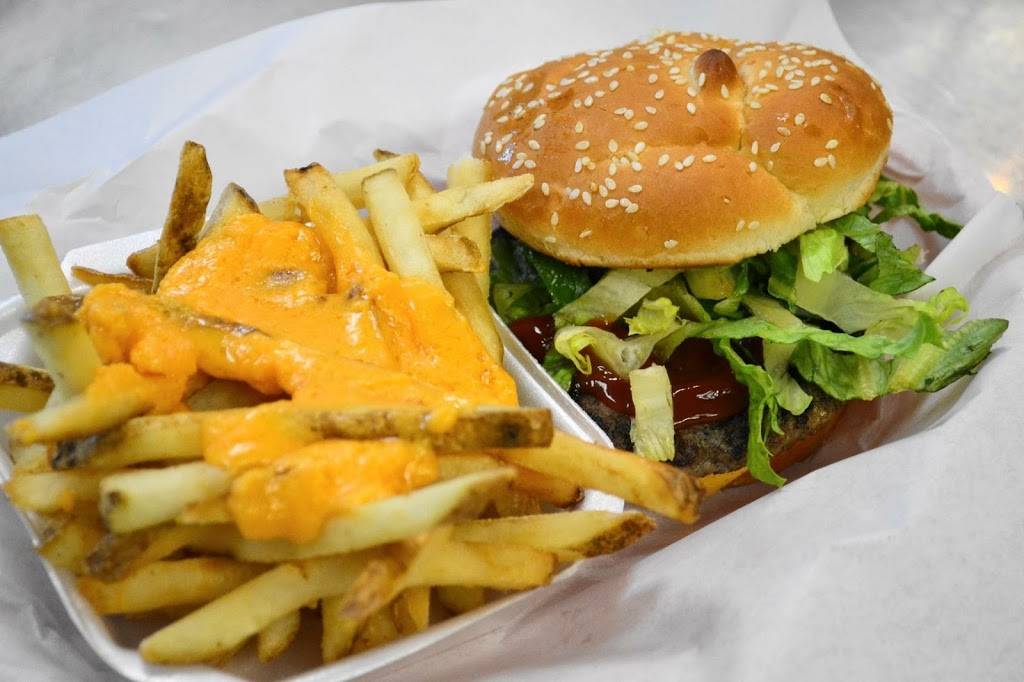 Irvings for Red Hot Lovers | meal takeaway | 3207 Lake Ave # B, Wilmette, IL 60091, USA | 8472516300 OR +1 847-251-6300