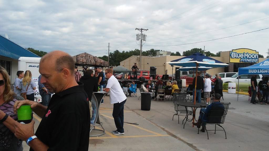 Therapy Bar & Grill | restaurant | 5059 S 108th St, Omaha, NE 68137, USA | 4029333669 OR +1 402-933-3669