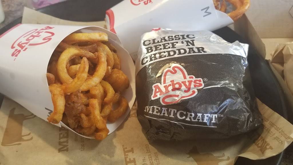 Arbys | meal takeaway | 1 S, Hedge Ln, Paola, KS 66071, USA | 9132942504 OR +1 913-294-2504