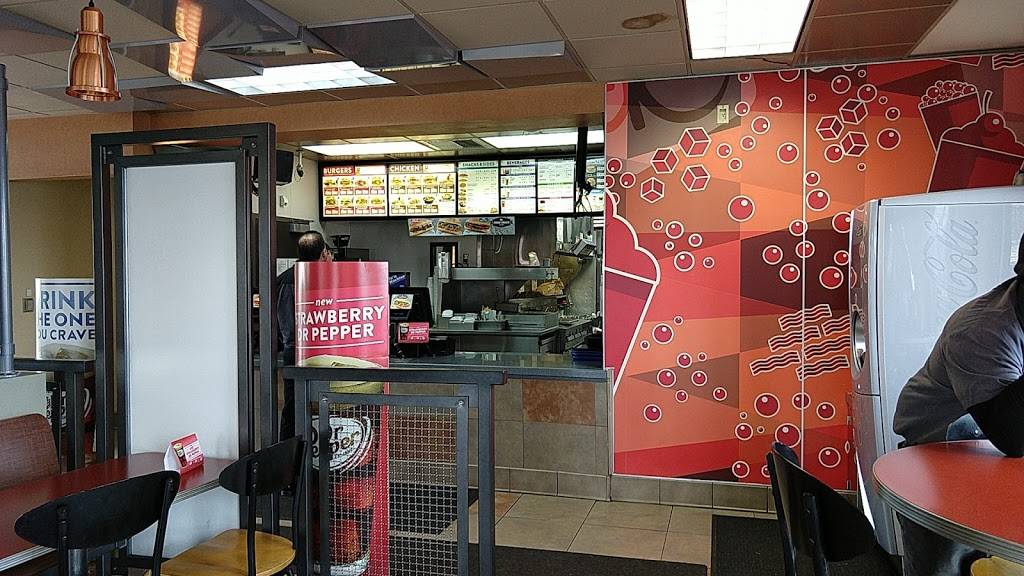 Jack in the Box | restaurant | 4175 Main St, Springfield, OR 97478, USA | 5417363861 OR +1 541-736-3861