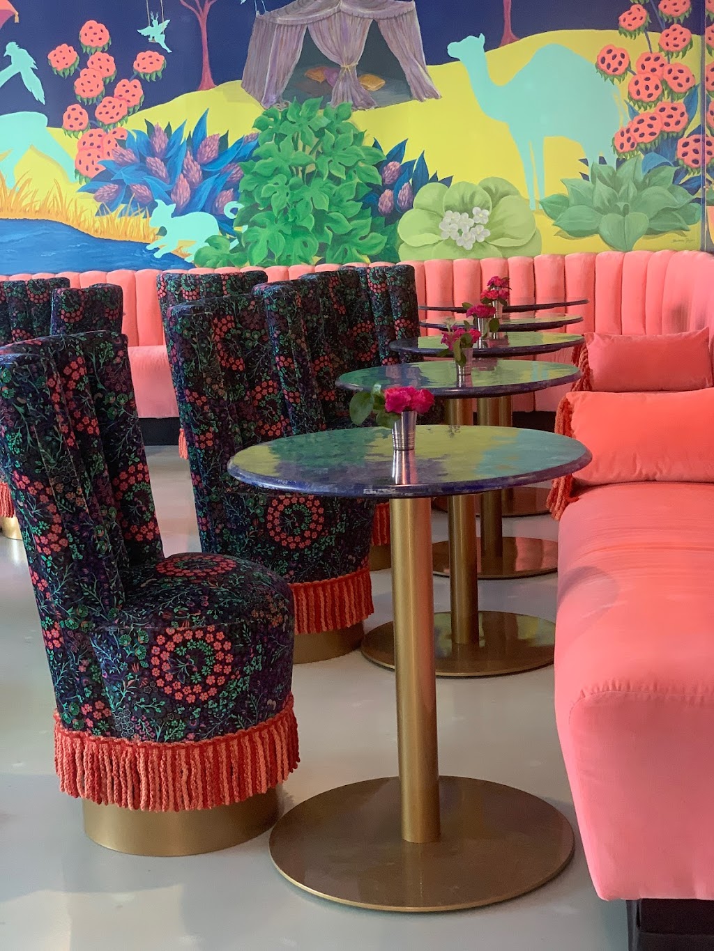 The Powder Room | restaurant | 1016 Burke St, Winston-Salem, NC 27101, USA | 3369998866 OR +1 336-999-8866