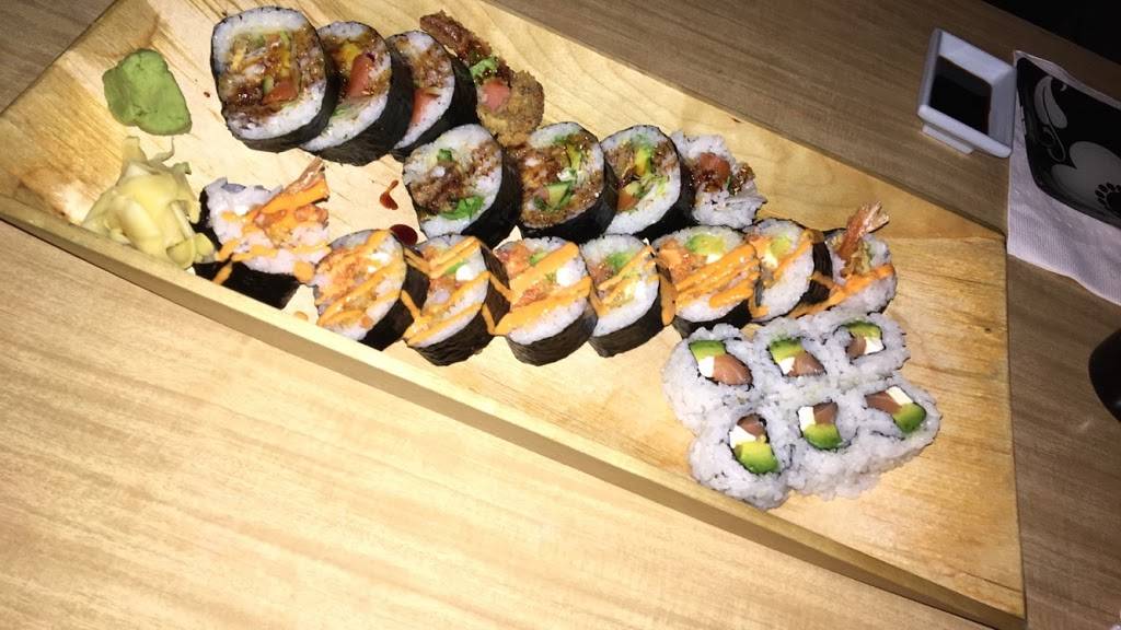 Youngs Sushi | restaurant | 30 W Main St, Madison, OH 44057, USA | 4404283474 OR +1 440-428-3474