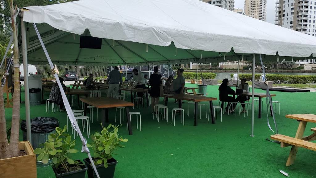 Rico Fish USA Food Truck | restaurant | 10800 Collins Ave, Miami Beach, FL 33154, USA | 7863342697 OR +1 786-334-2697