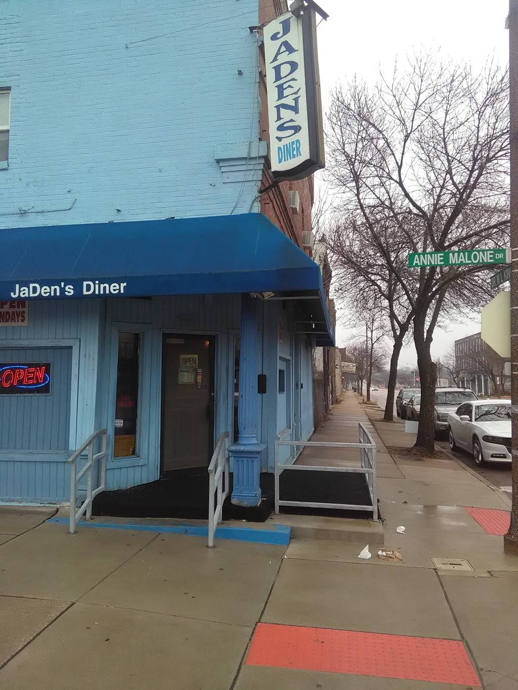 Jadens Diner | restaurant | 4251 Dr Martin Luther King Dr, St. Louis, MO 63113, USA | 3145343512 OR +1 314-534-3512