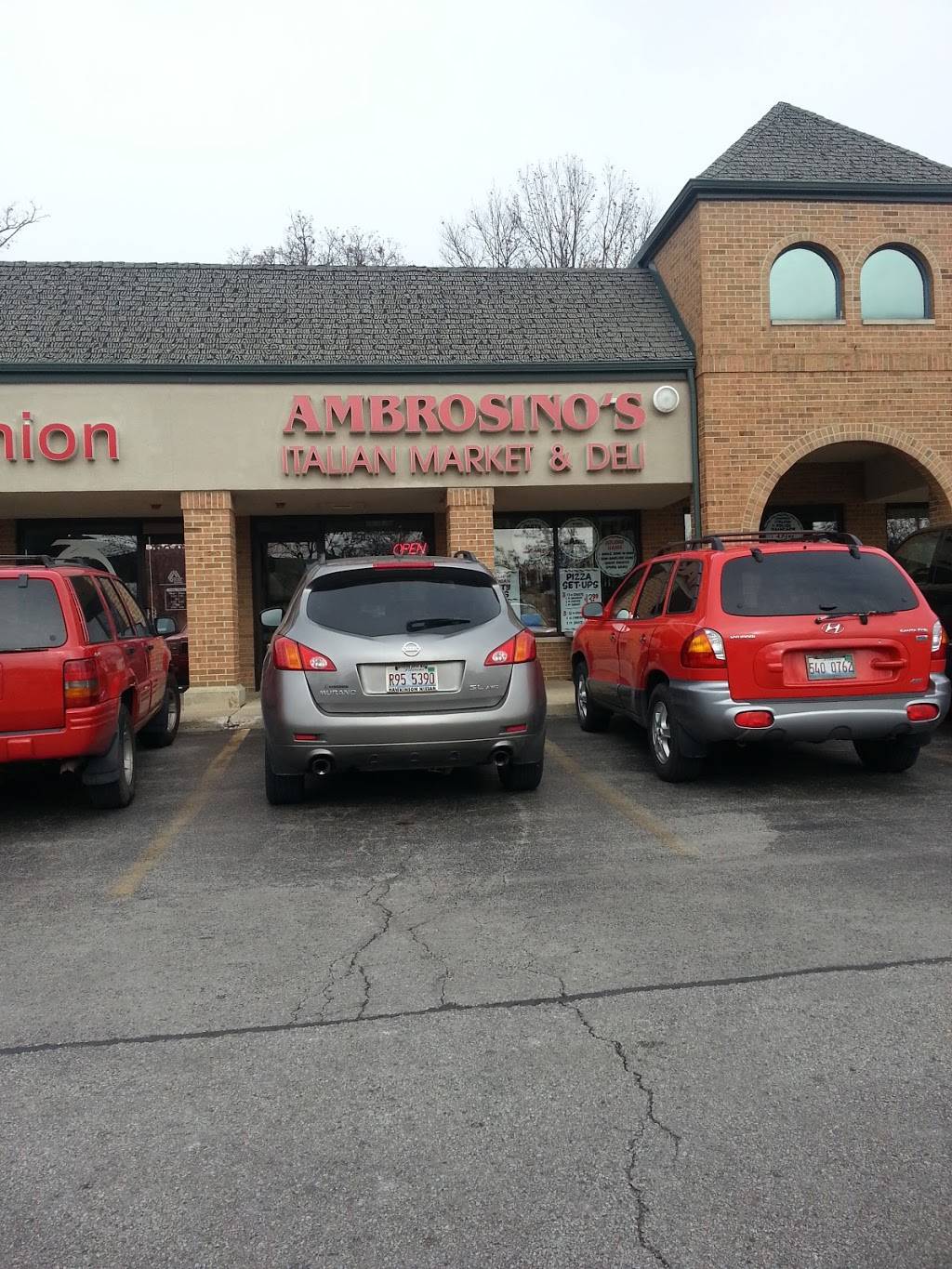 Ambrosinos Italian Market & Deli | restaurant | 20495 South La Grange Road, Frankfort, IL 60423, USA | 8154645002 OR +1 815-464-5002