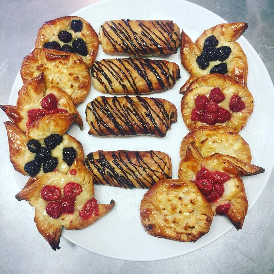 Arlettes Kitchen | restaurant | 1601 Eagle Landing Blvd, Hanahan, SC 29410, USA | 8432700243 OR +1 843-270-0243