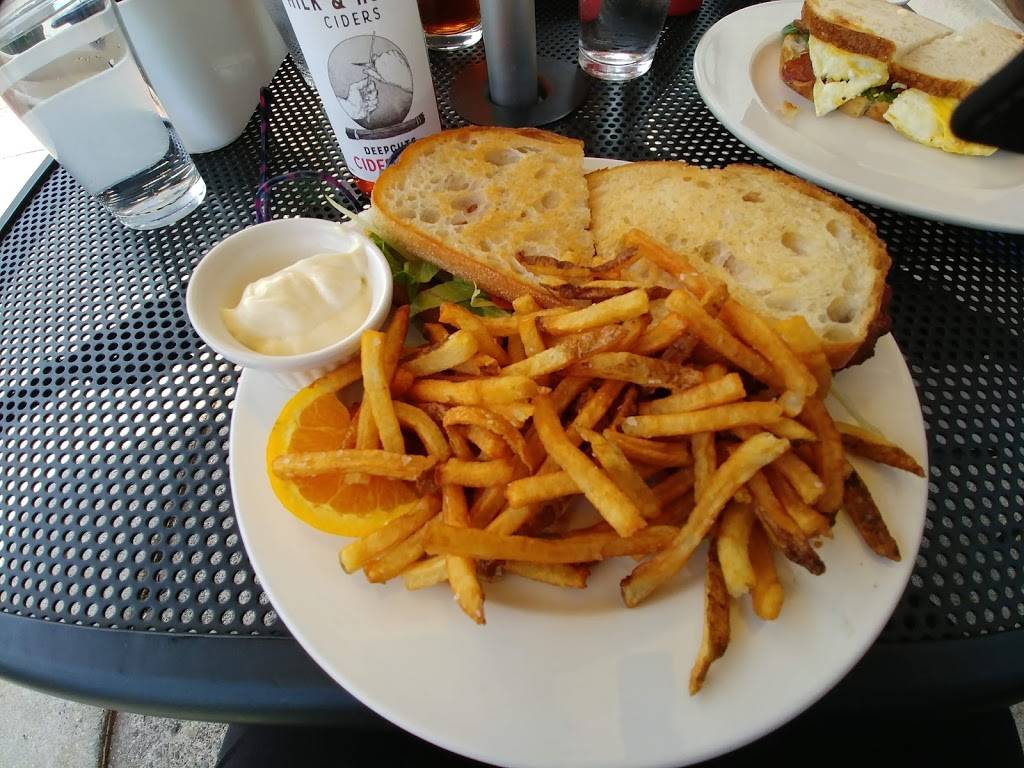 The Lowbrow | restaurant | 4244 Nicollet Ave, Minneapolis, MN 55409, USA | 6122080720 OR +1 612-208-0720