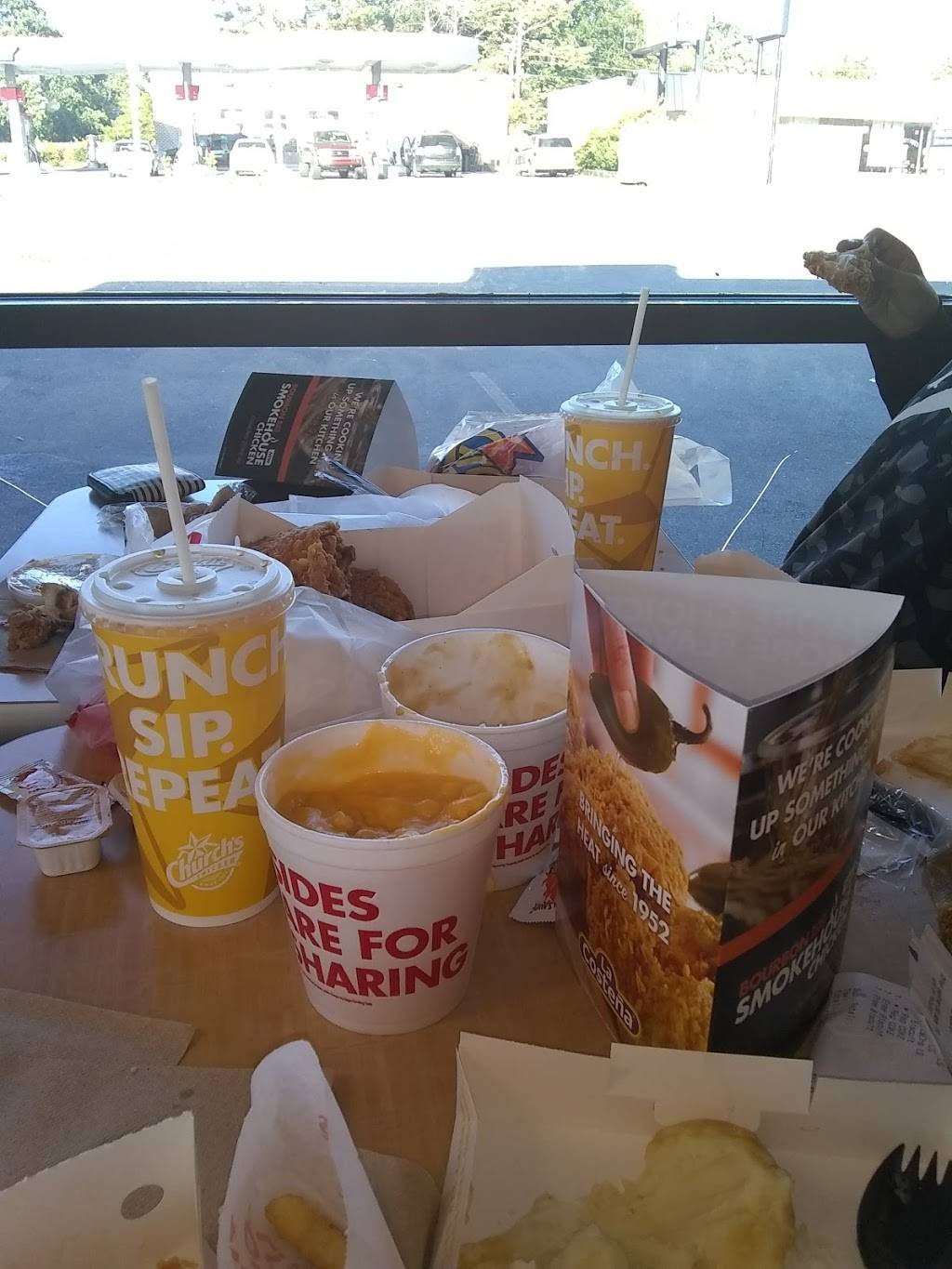 Churchs Chicken | restaurant | 5443 E 21st St, Indianapolis, IN 46218, USA | 3173562028 OR +1 317-356-2028