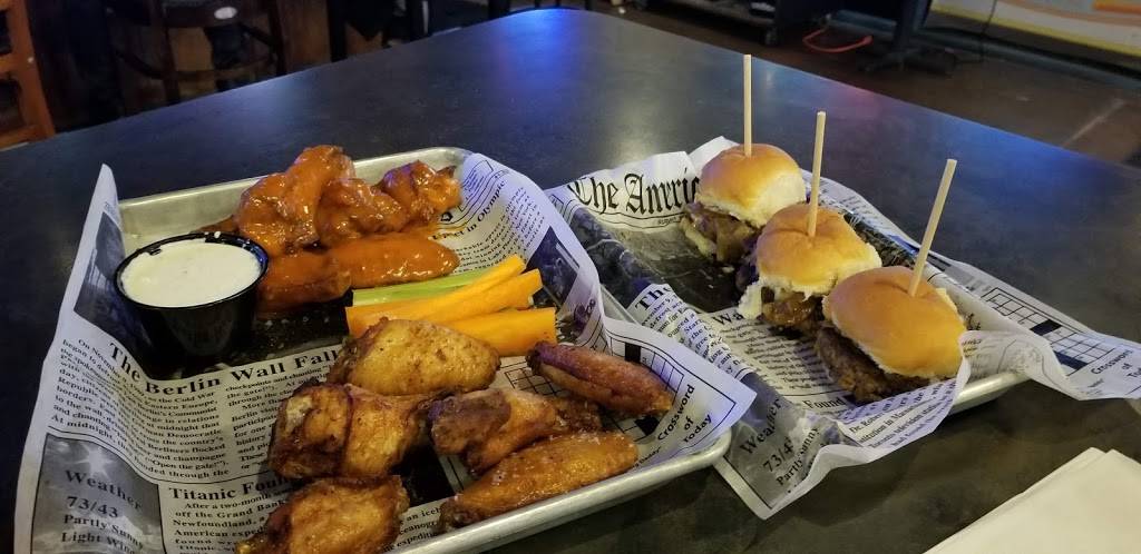 Legends Sports Club | restaurant | 8378 W Thunderbird Rd, Peoria, AZ 85381, USA | 6234871271 OR +1 623-487-1271