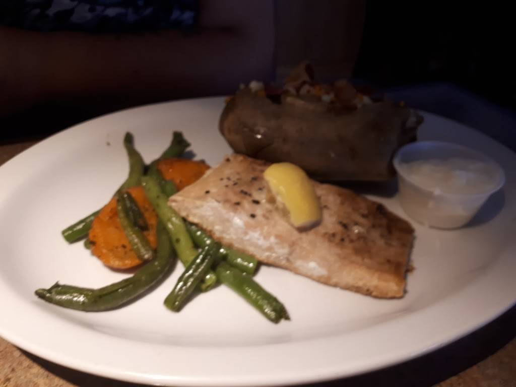 Outback Restaurant & Lounge | restaurant | 500 Norwich Ave, Woodstock, ON N4S 3W5, Canada | 5192905151 OR +1 519-290-5151