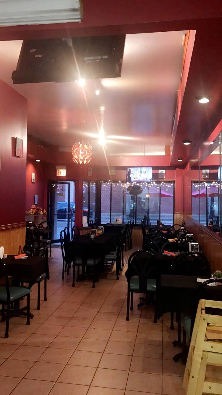 Salsas Grill | restaurant | 3808 W Lawrence Ave, Chicago, IL 60625, USA | 7732936411 OR +1 773-293-6411