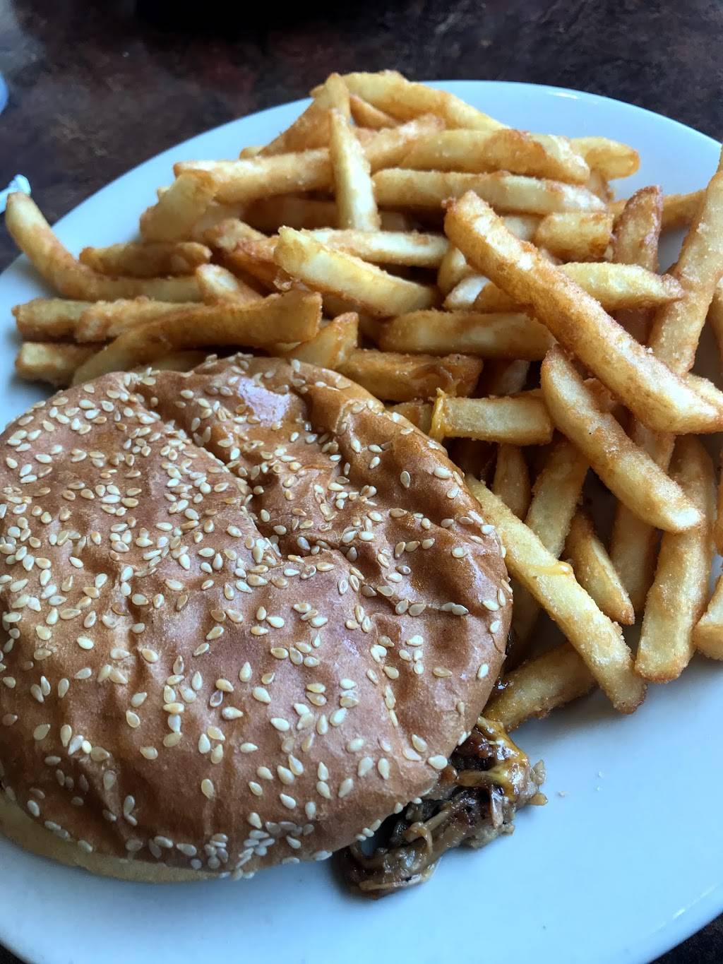 American Grill | restaurant | 2900 Lapeer Rd, Port Huron, MI 48060, USA | 8109890390 OR +1 810-989-0390