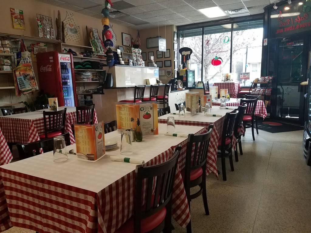 Gios Cafe and Deli | cafe | 2724 S Lowe Ave, Chicago, IL 60616, USA | 3122256368 OR +1 312-225-6368