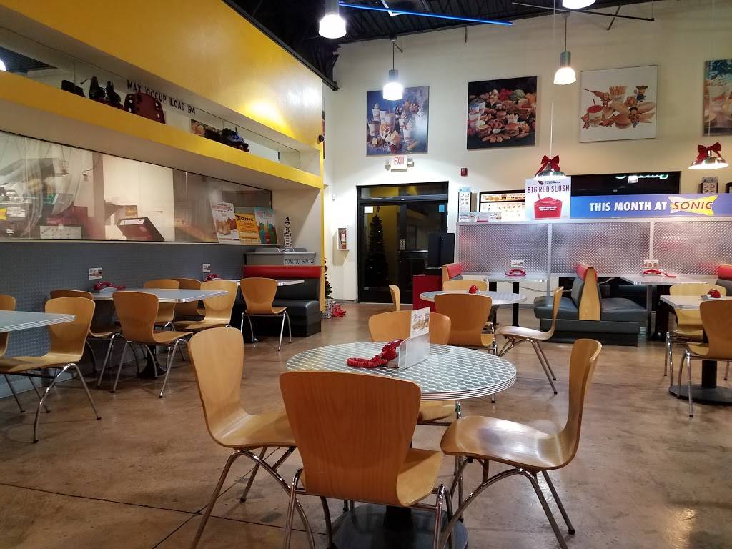 Sonic Drive-In | restaurant | 21470 N John Wayne Pkwy, Maricopa, AZ 85239, USA | 5203166000 OR +1 520-316-6000