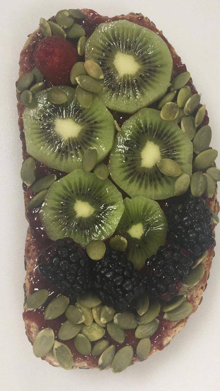 Classic Juice Co. | restaurant | 287 Coxwell Ave, Toronto, ON M4L 3B5, Canada | 6473495483 OR +1 647-349-5483