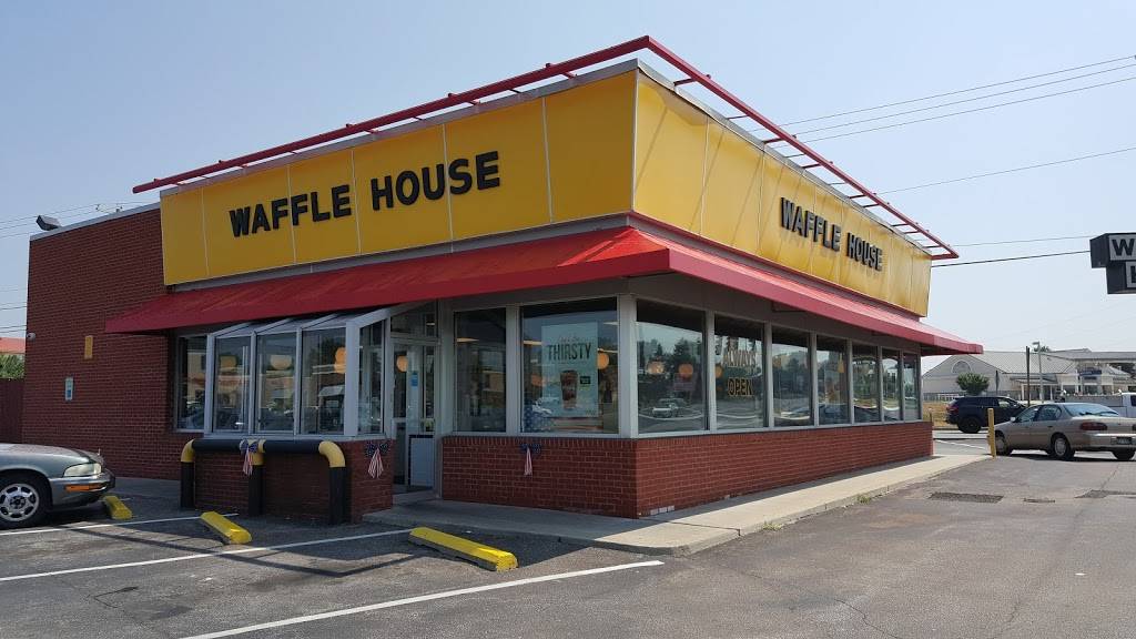 Waffle House | meal takeaway | 2499 Lincoln Hwy E, Lancaster, PA 17602, USA | 7172070724 OR +1 717-207-0724