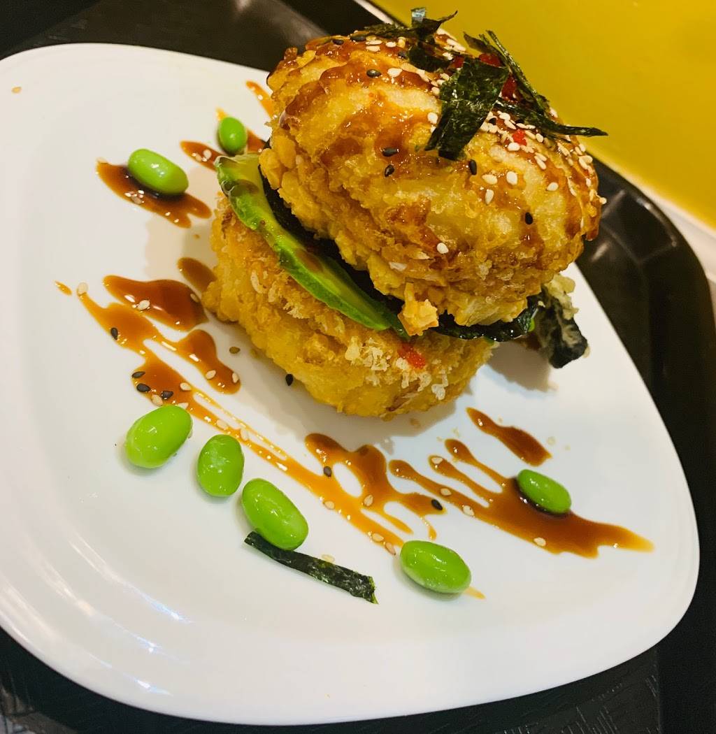 Sushi kingdom & Asian Fusion | restaurant | 71-30 Main St, Flushing, NY 11367, USA | 7185755111 OR +1 718-575-5111