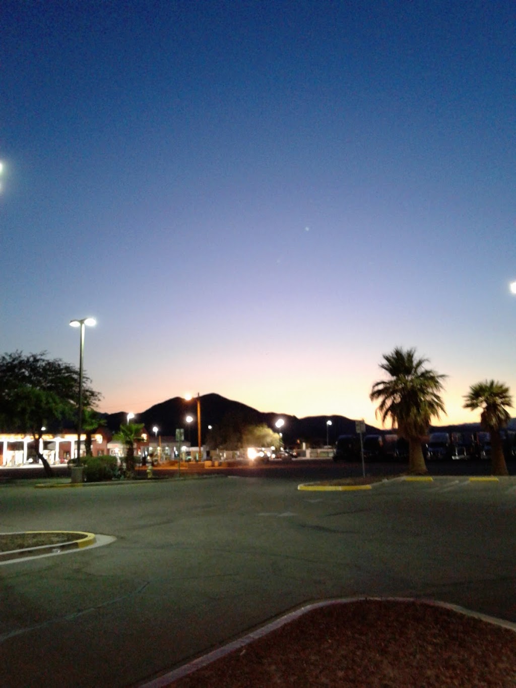 Arbys | meal takeaway | 72431 Baker Blvd, Baker, CA 92309, USA | 7607334006 OR +1 760-733-4006