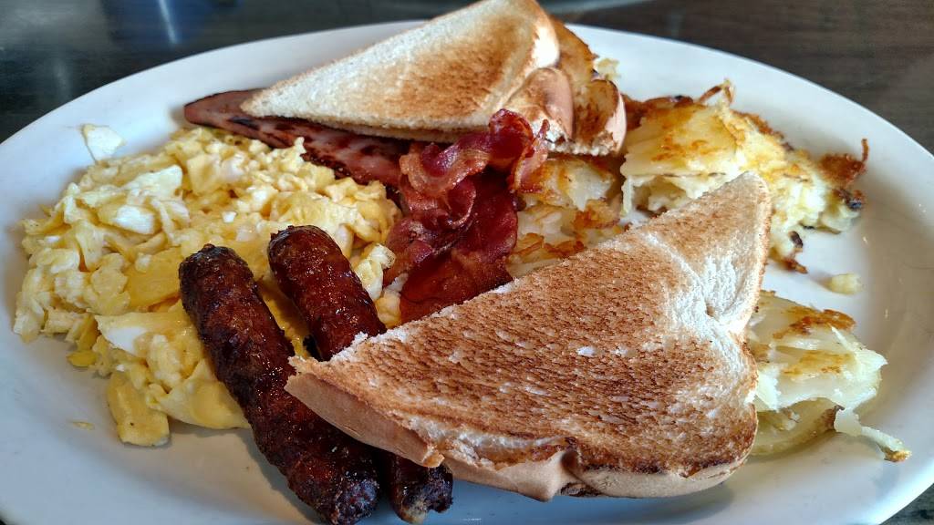 Charlies | restaurant | 1631 Toll Gate Dr, Maumee, OH 43537, USA | 4197947870 OR +1 419-794-7870