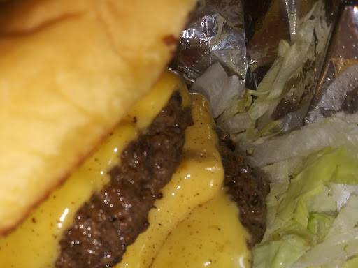 Master Ds Grille & Pizzeria | restaurant | 7502 Mentor Ave, Mentor, OH 44060, USA | 4405255146 OR +1 440-525-5146