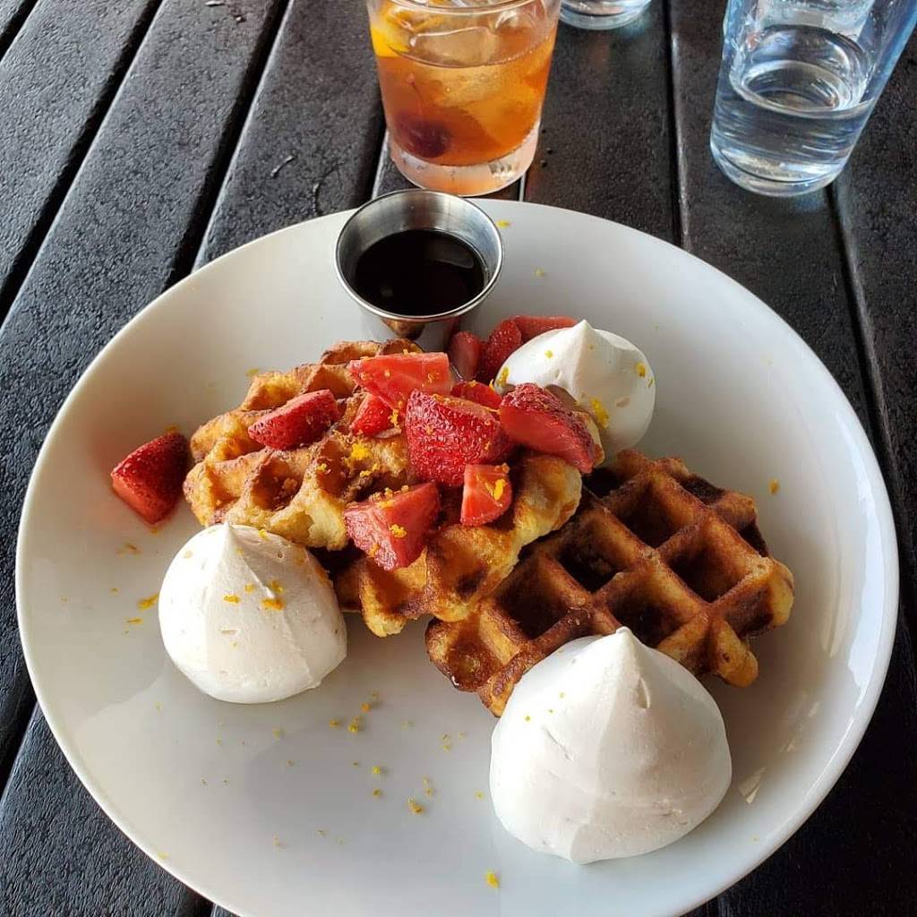 ALEX&NDER | restaurant | 1121 E Washington St 3rd floor, Louisville, KY 40206, USA | 5025610269 OR +1 502-561-0269