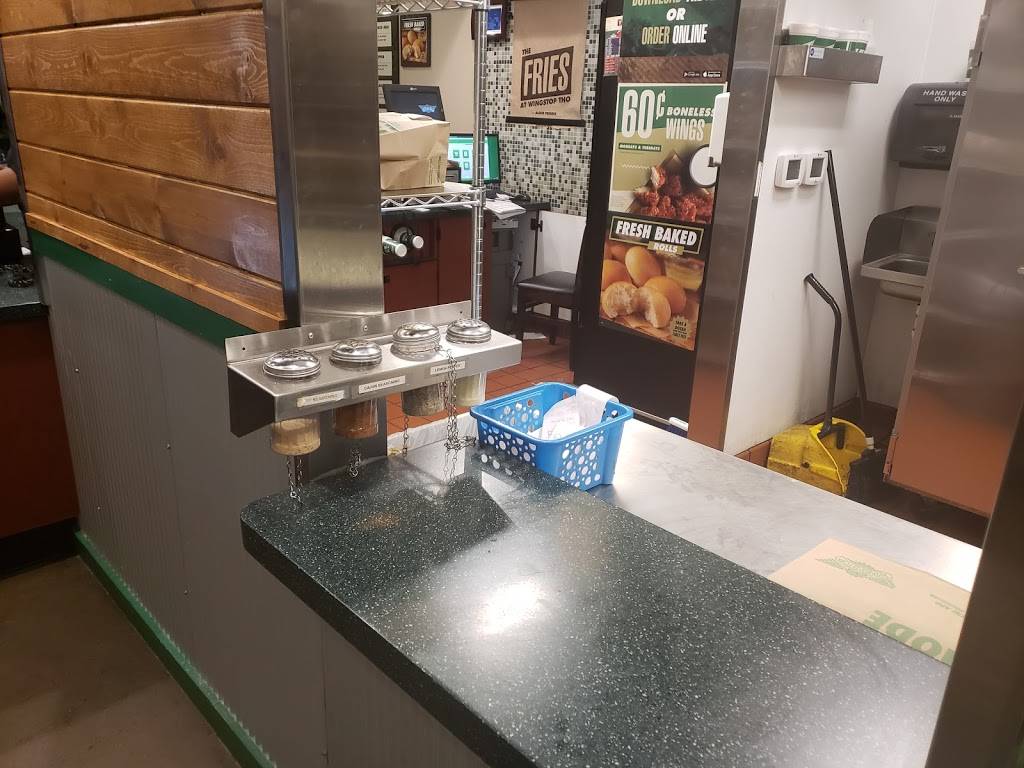 Wingstop | restaurant | 1445 W Pleasant Run Rd, Lancaster, TX 75146, USA | 9722271700 OR +1 972-227-1700