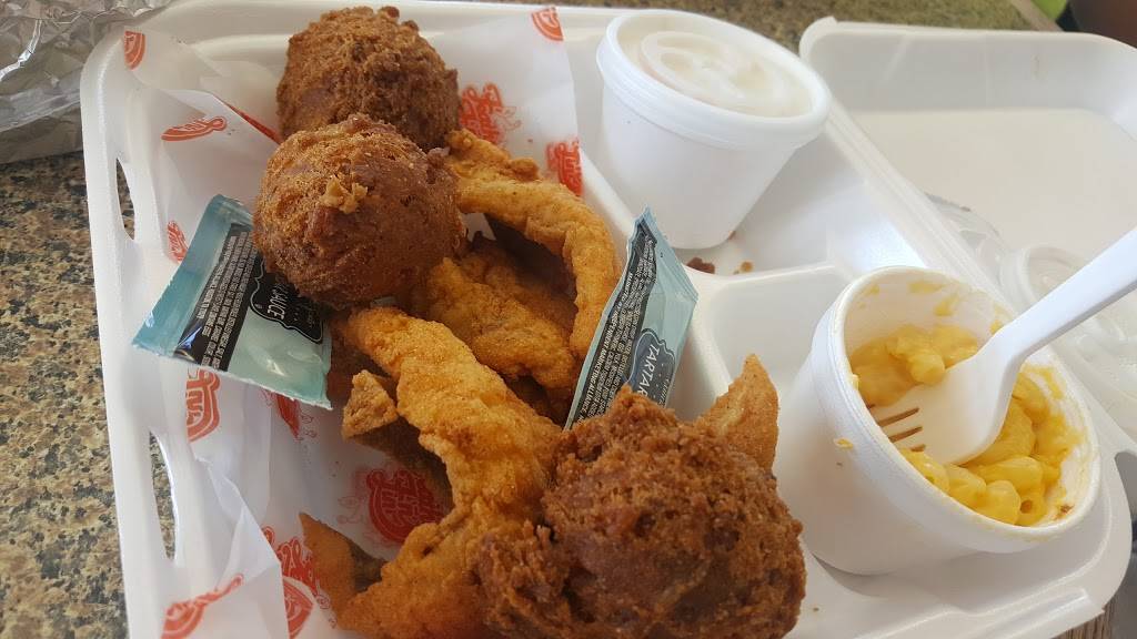 Feather-N-Fin Chicken Seafood | restaurant | 3109 E Princess Anne Rd, Norfolk, VA 23504, USA | 7576233195 OR +1 757-623-3195