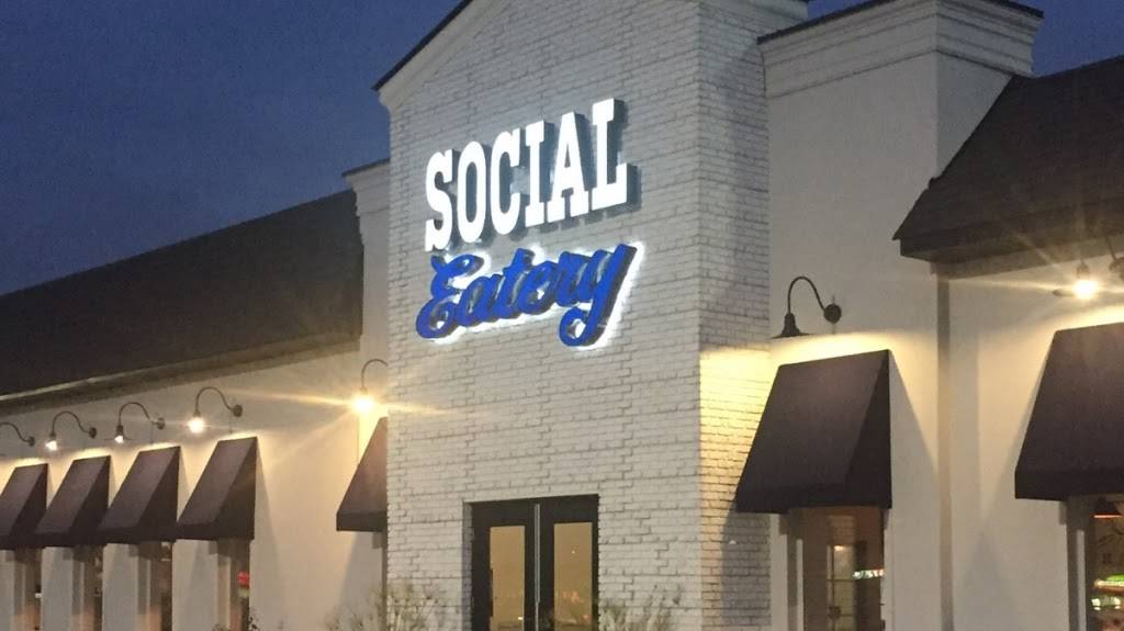 Social Eatery | restaurant | 6610 Meadowvale Town Centre Cir, Mississauga, ON L5N 4B7, Canada | 9055427007 OR +1 905-542-7007