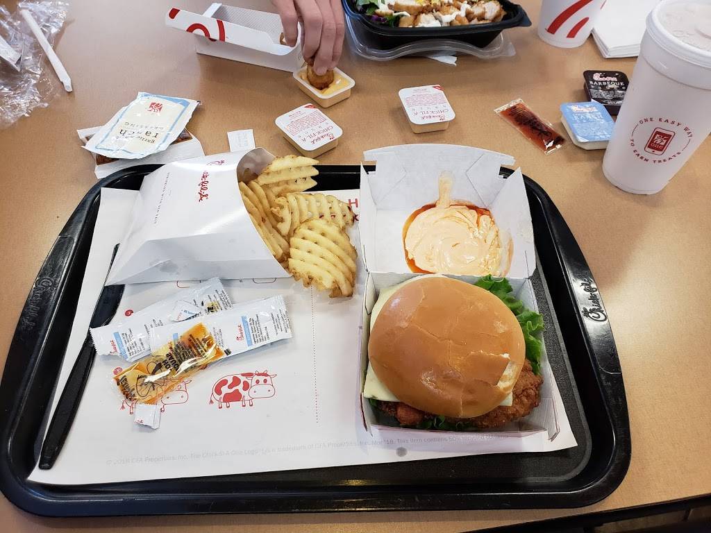 Chick-fil-A | restaurant | 14101 Hull Street Rd, Chesterfield, VA 23832, USA | 8046390146 OR +1 804-639-0146