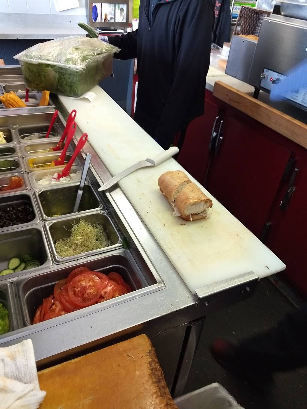 Red Rock Subs | restaurant | 3514 Broadway, Everett, WA 98201, USA | 4252522786 OR +1 425-252-2786