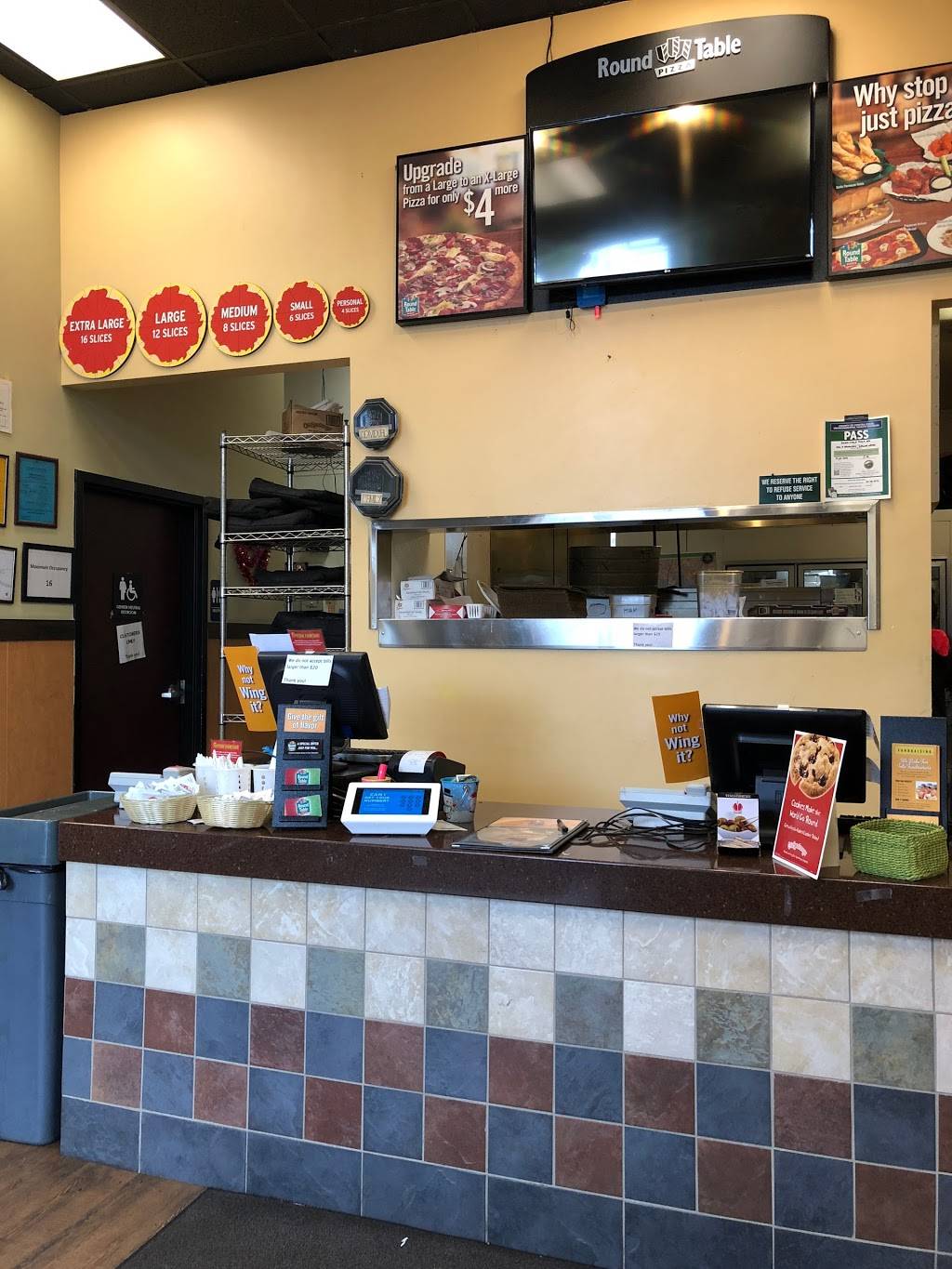 Round Table Pizza | meal delivery | 1776 N Broadway, Walnut Creek, CA 94596, USA | 9259457878 OR +1 925-945-7878