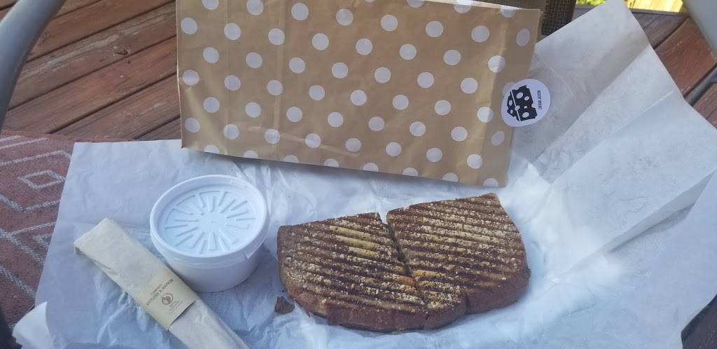 Cheddar Jackson | restaurant | 522 N 2nd St, Richmond, VA 23219, USA | 8042258882 OR +1 804-225-8882